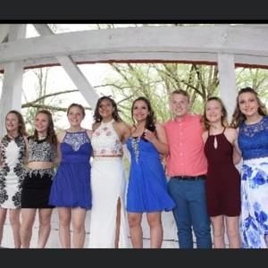 Meet your Posher, Raina